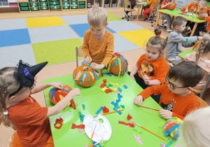 Dzień Dyni - zajęcia koleżeńskie w gr. XI i XII