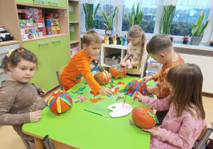 Dzień Dyni - zajęcia koleżeńskie w gr. XI i XII