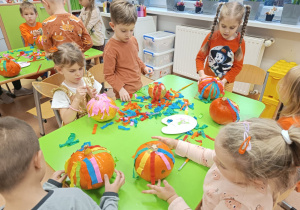 Dzień Dyni - zajęcia koleżeńskie w gr. XI i XII