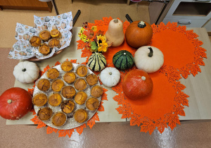 Pomarańczowy zawrót głowy- Dzień Dyni w grupie X.