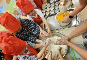 Pomarańczowy zawrót głowy- Dzień Dyni w grupie X.