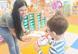 Poznajemy tajniki zawodu fotografa, czyli wizyta mamy Tymoteuszka i jesienna sesja fotograficzna w gr. XII