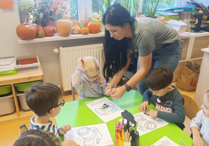 Poznajemy tajniki zawodu fotografa, czyli wizyta mamy Tymoteuszka i jesienna sesja fotograficzna w gr. XII