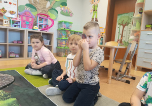 Poznajemy tajniki zawodu fotografa, czyli wizyta mamy Tymoteuszka i jesienna sesja fotograficzna w gr. XII