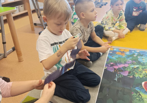 Poznajemy tajniki zawodu fotografa, czyli wizyta mamy Tymoteuszka i jesienna sesja fotograficzna w gr. XII