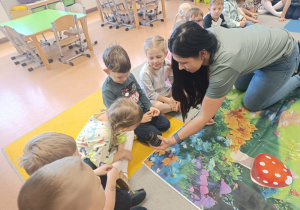 Poznajemy tajniki zawodu fotografa, czyli wizyta mamy Tymoteuszka i jesienna sesja fotograficzna w gr. XII