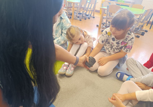 Poznajemy tajniki zawodu fotografa, czyli wizyta mamy Tymoteuszka i jesienna sesja fotograficzna w gr. XII