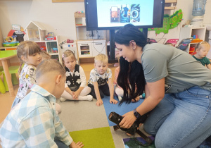 Poznajemy tajniki zawodu fotografa, czyli wizyta mamy Tymoteuszka i jesienna sesja fotograficzna w gr. XII