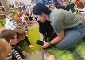 Poznajemy tajniki zawodu fotografa, czyli wizyta mamy Tymoteuszka i jesienna sesja fotograficzna w gr. XII