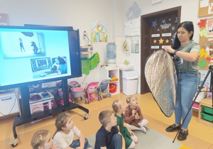 Poznajemy tajniki zawodu fotografa, czyli wizyta mamy Tymoteuszka i jesienna sesja fotograficzna w gr. XII