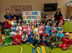Dzień Postaci z Bajek- grupa VI