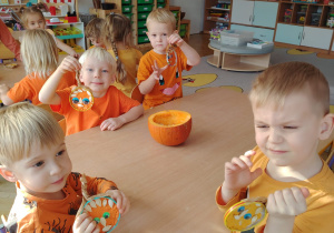 Zajęcia koleżeńskie "Na dyniowej grządce" w grupie II i VII