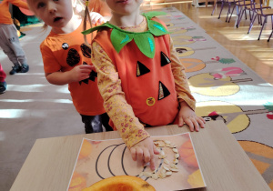 Zajęcia koleżeńskie "Na dyniowej grządce" w grupie II i VII