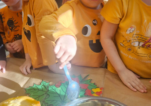 Zajęcia koleżeńskie "Na dyniowej grządce" w grupie II i VII