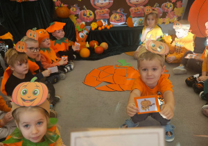 Zajęcia koleżeńskie "Na dyniowej grządce" w grupie II i VII