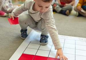 „Mała i duża Ojczyzna”- projekt edukacyjny i zajęcia w przedszkolnym Mini Muzeum „Na szlaku historii”- gr. II
