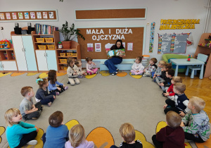 „Mała i duża Ojczyzna”- projekt edukacyjny i zajęcia w przedszkolnym Mini Muzeum „Na szlaku historii”- gr. II