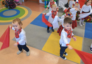 "Jesteśmy Polką i Polakiem..." - Święto Niepodległości w grupie IX