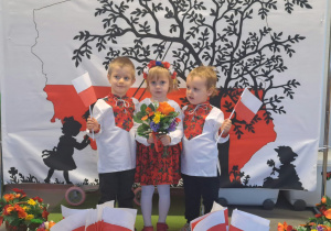 "Jesteśmy Polką i Polakiem..." - Święto Niepodległości w grupie IX