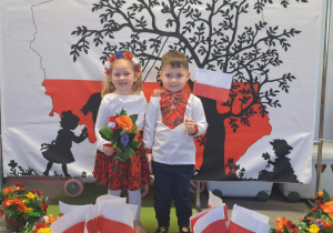 "Jesteśmy Polką i Polakiem..." - Święto Niepodległości w grupie IX