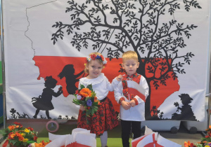 "Jesteśmy Polką i Polakiem..." - Święto Niepodległości w grupie IX