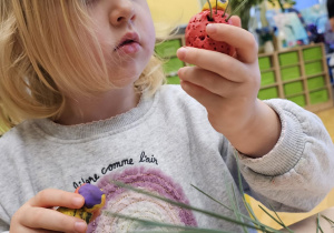 Projekt „Sensoryczna jesień” w grupie I maluszków