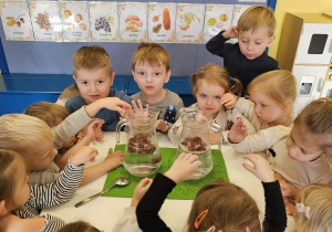 Projekt „Sensoryczna jesień” w grupie I maluszków