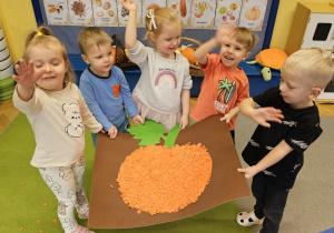 Projekt „Sensoryczna jesień” w grupie I maluszków