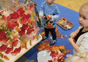 Projekt „Sensoryczna jesień” w grupie I maluszków