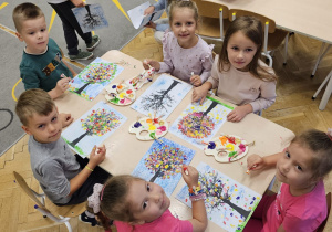 Projekt „Jesienne tajemnice przyrody” w gr. IV