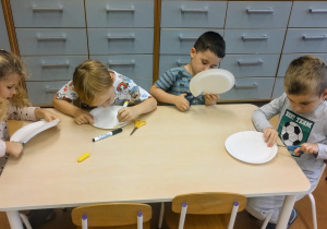 Patriotyzm na dziecięcą miarę – realizacja projektu „Polska to moja ojczyzna” w grupie X.