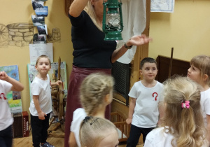 Patriotyzm na dziecięcą miarę – realizacja projektu „Polska to moja ojczyzna” w grupie X.