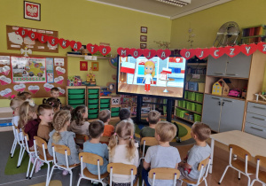 Patriotyzm na dziecięcą miarę – realizacja projektu „Polska to moja ojczyzna” w grupie X.