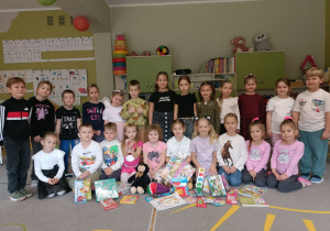 akcja charytatywna pt. "Dzień Pluszowego Misia dla łódzkich szpitali dziecięcych"