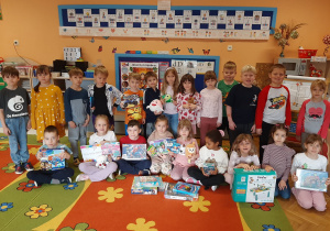 akcja charytatywna pt. "Dzień Pluszowego Misia dla łódzkich szpitali dziecięcych"