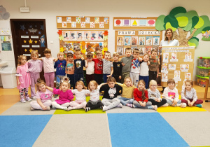 „Jesteśmy bezpieczni i szczęśliwi w domu i w przedszkolu” – zajęcia w grupie XII