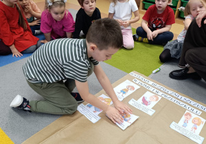 „Jesteśmy bezpieczni i szczęśliwi w domu i w przedszkolu” – zajęcia w grupie XII