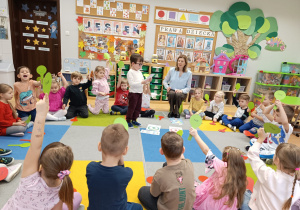 „Jesteśmy bezpieczni i szczęśliwi w domu i w przedszkolu” – zajęcia w grupie XII