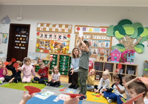 „Jesteśmy bezpieczni i szczęśliwi w domu i w przedszkolu” – zajęcia w grupie XII