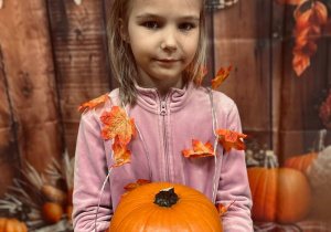 "Jesienna paleta barw"- projekt edukacyjny w grupie VI