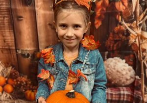 "Jesienna paleta barw"- projekt edukacyjny w grupie VI