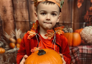 "Jesienna paleta barw"- projekt edukacyjny w grupie VI