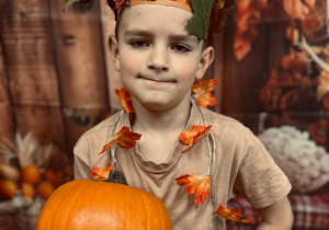 "Jesienna paleta barw"- projekt edukacyjny w grupie VI