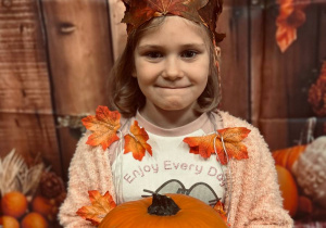 "Jesienna paleta barw"- projekt edukacyjny w grupie VI