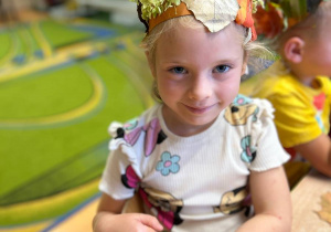 "Jesienna paleta barw"- projekt edukacyjny w grupie VI