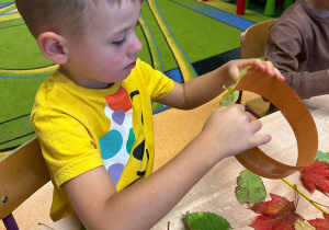 "Jesienna paleta barw"- projekt edukacyjny w grupie VI