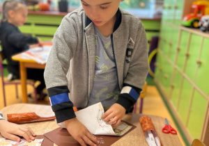 "Jesienna paleta barw"- projekt edukacyjny w grupie VI