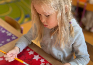 "Jesienna paleta barw"- projekt edukacyjny w grupie VI