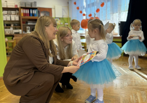 Pasowanie na przedszkolaka w grupie VII