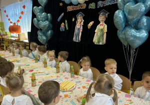 Pasowanie na przedszkolaka w grupie VII